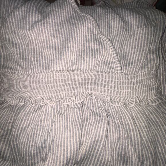 Caution to the Wind Dress Womans Size Gray White Stripe Gathered Waist Soft - Picture 4 of 8